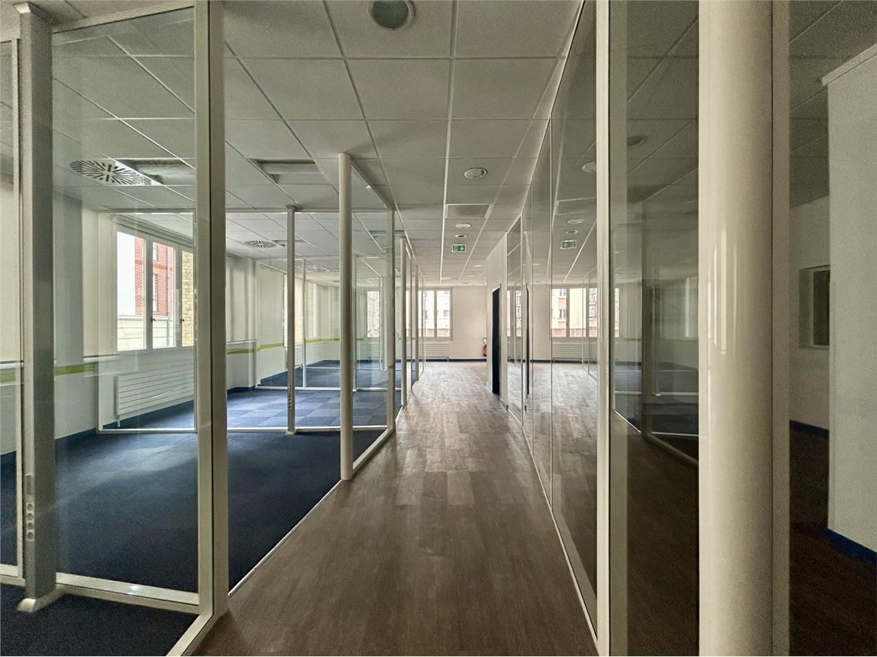 Immeuble de bureaux en hyper Centre-Ville de Roue