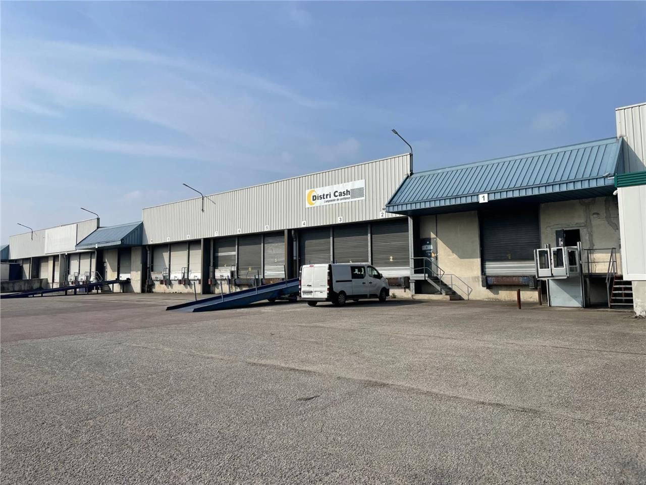 Cellule de messagerie au coeur du parc Multi Marc