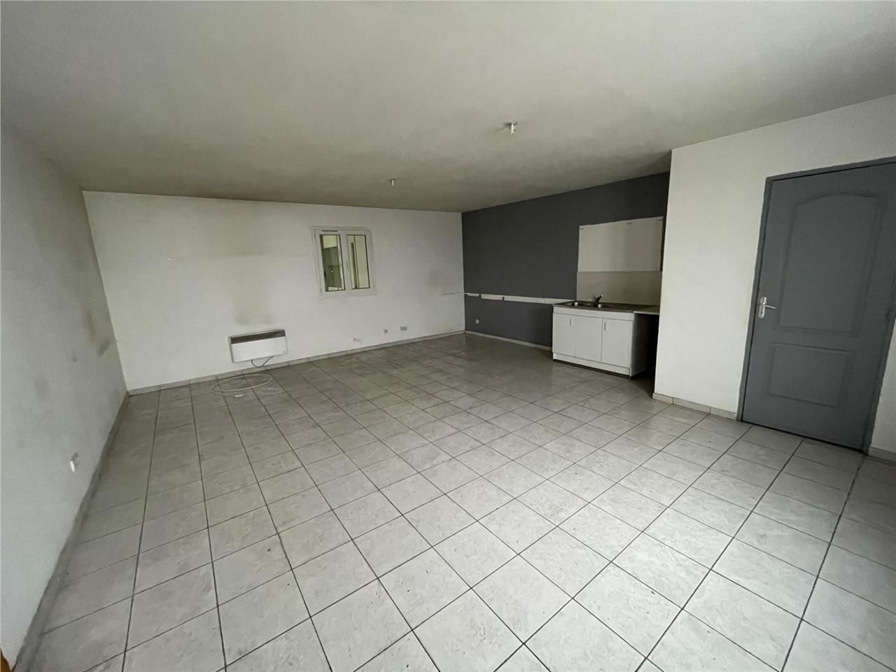 A LOUER - 2 Cellules d'Activité de 382 m2 et 750 