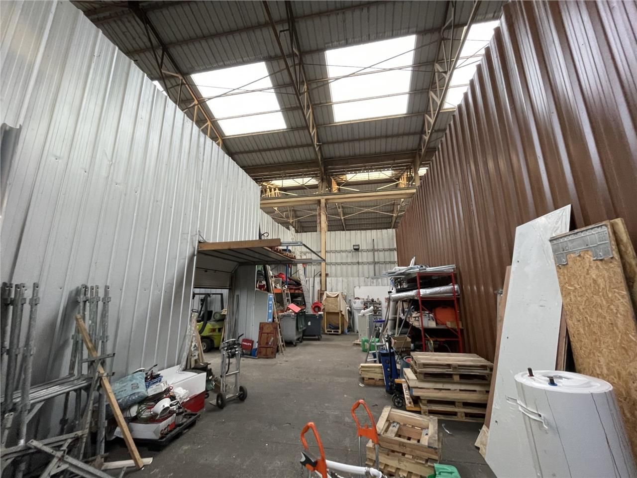 A LOUER - IDEAL STOCKAGE