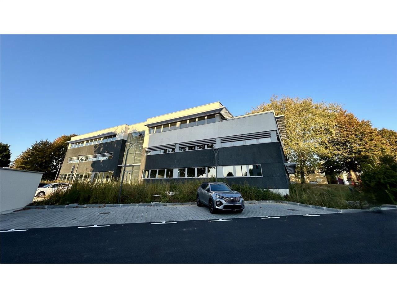 / PROGRAMME NEUF  Immeuble tertiaire au coeur de