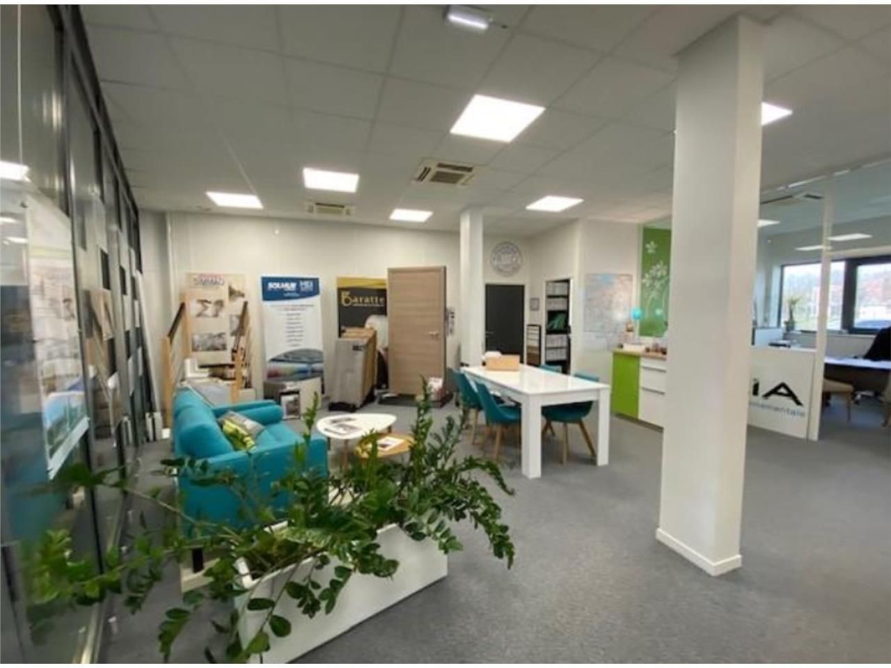 Plateau de bureaux à louer - ISNEAUVILLE Centre