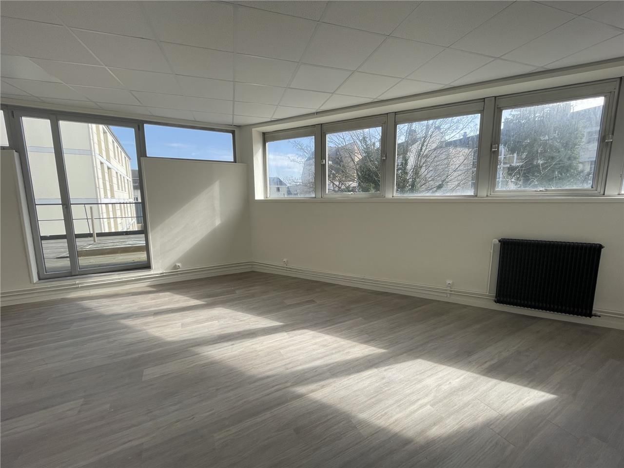 Vous recherchez des bureaux à la location en plei