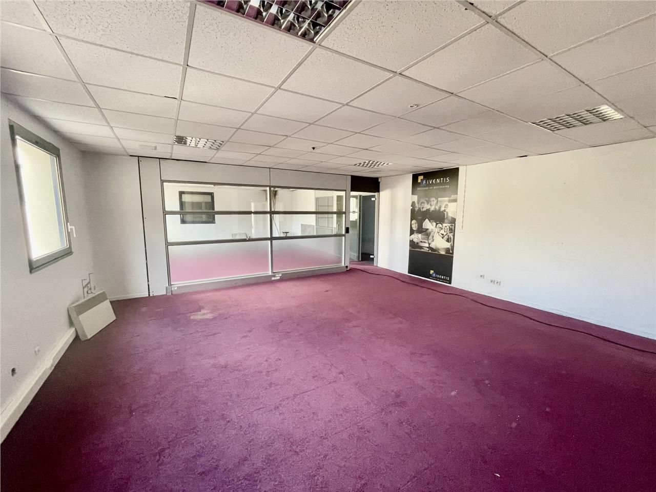 Bureaux de Plateau de bureaux à louer - 225 m2 - 