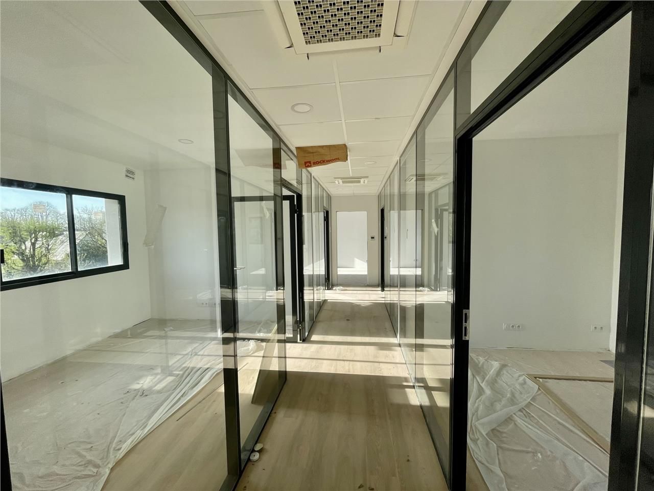 Bureaux de Plateau de bureaux à louer - 100 m2 - 