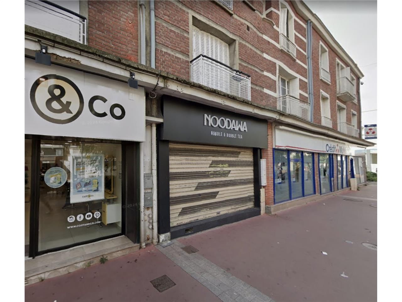 Locaux commerciaux de Local commercial - 66 m2 -