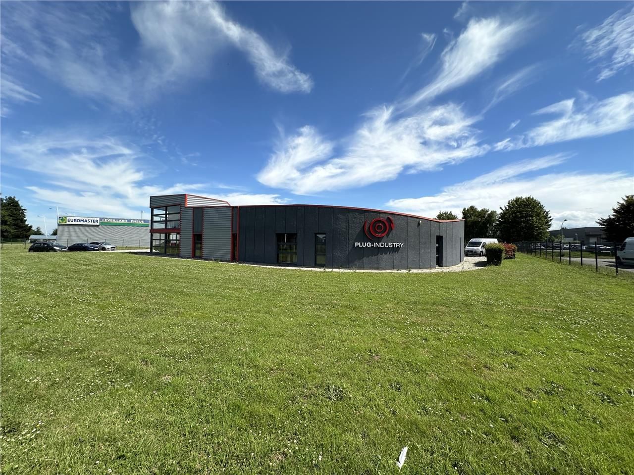 Bureaux et Activités à vendre