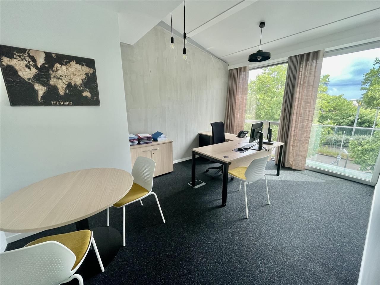 Bureaux de Plateau de bureaux - Environ 166 m2 - 