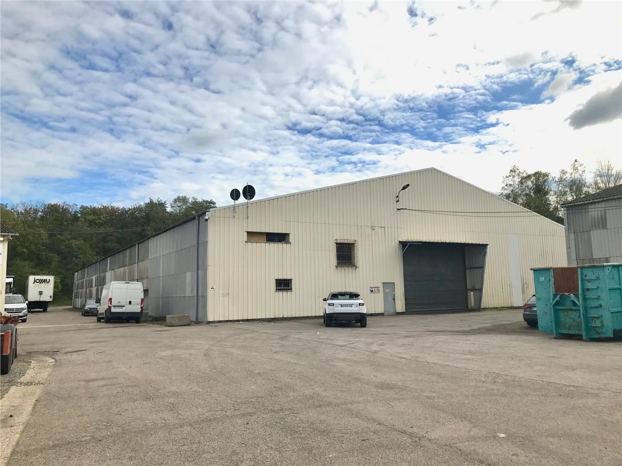 Idéal Stockage ou Atelier - Entrepôt très lumineu