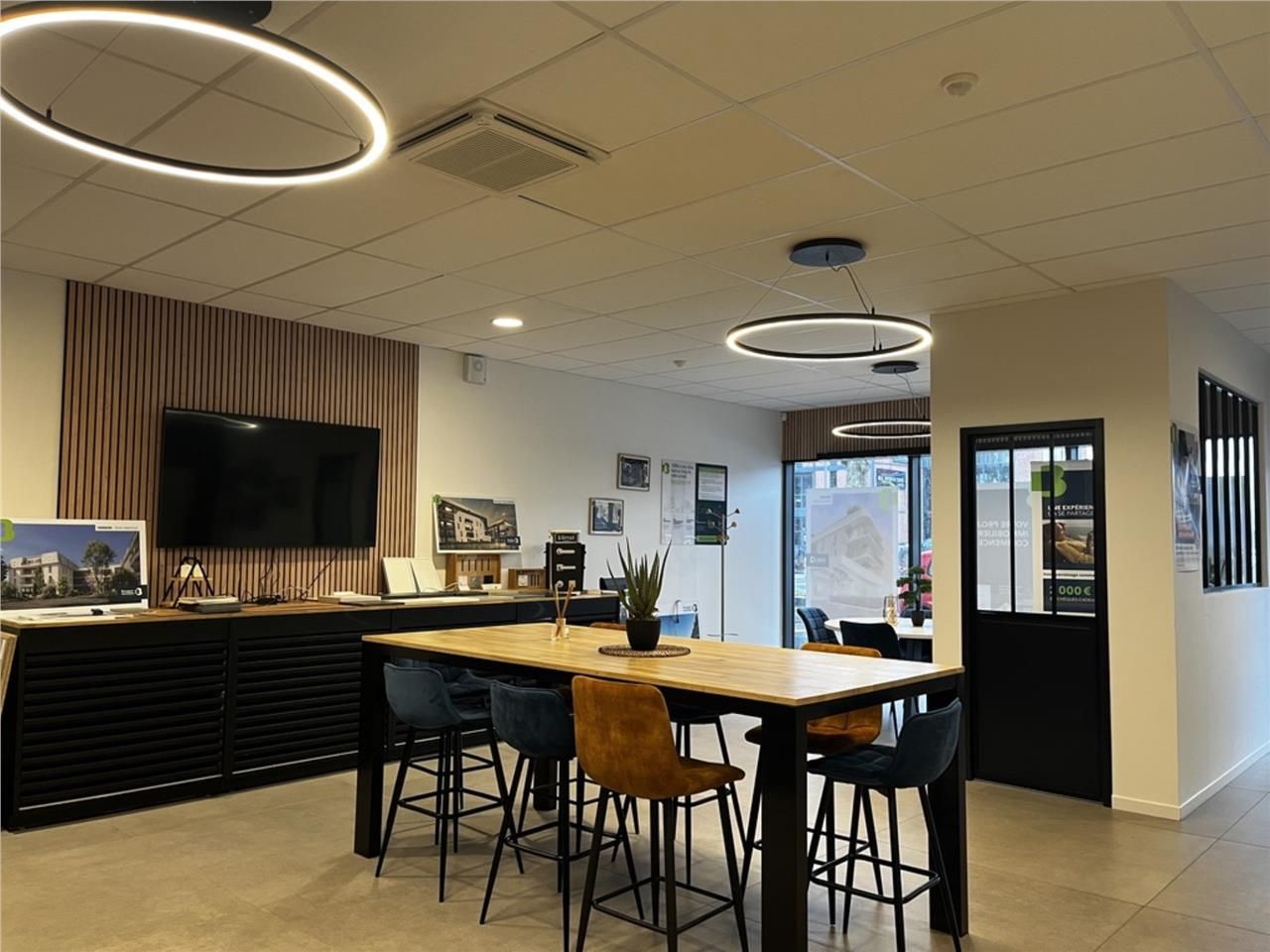 Bureaux d'exception à vendre à Rouen, quartier Lu