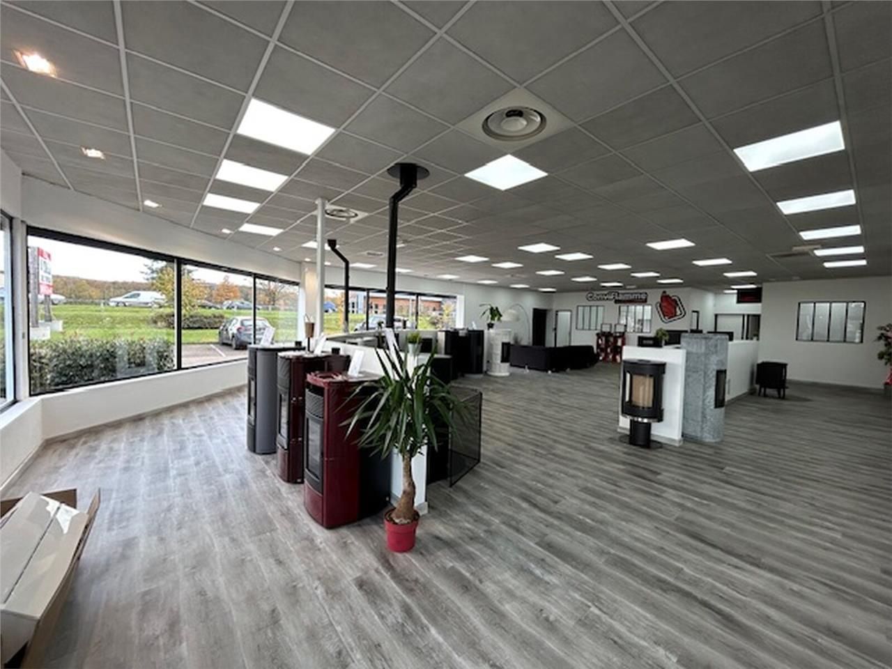 Au coeur de la Zone commerciale Nord d'Evreux, lo