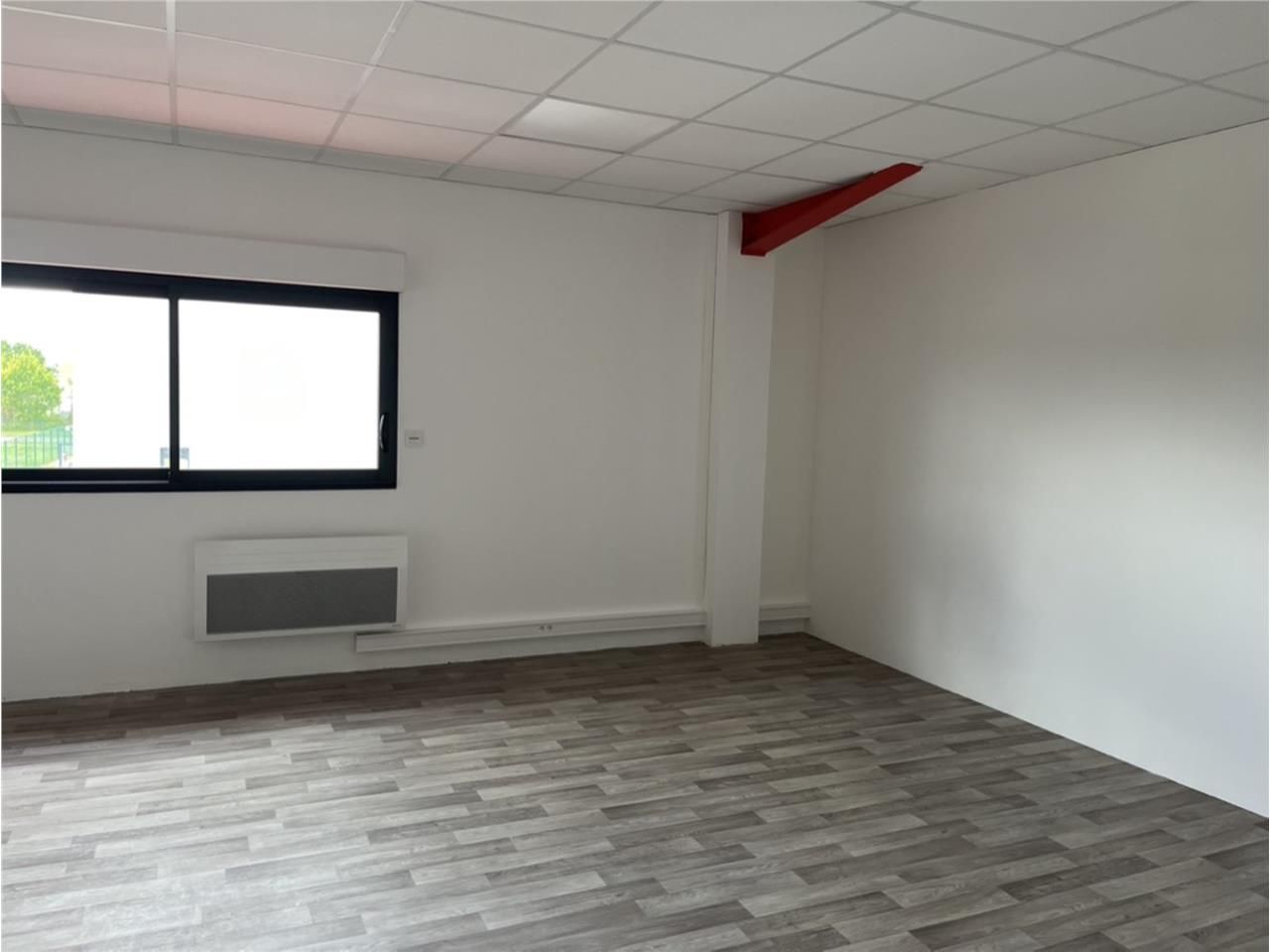 ARTHUR LOYD vous propose à la location des bureau