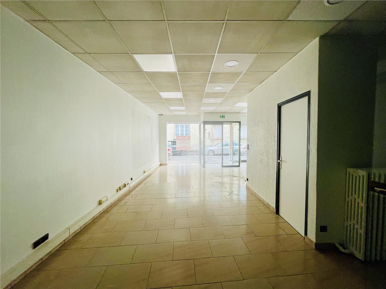 ARTHUR LOYD vous propose une location de local co