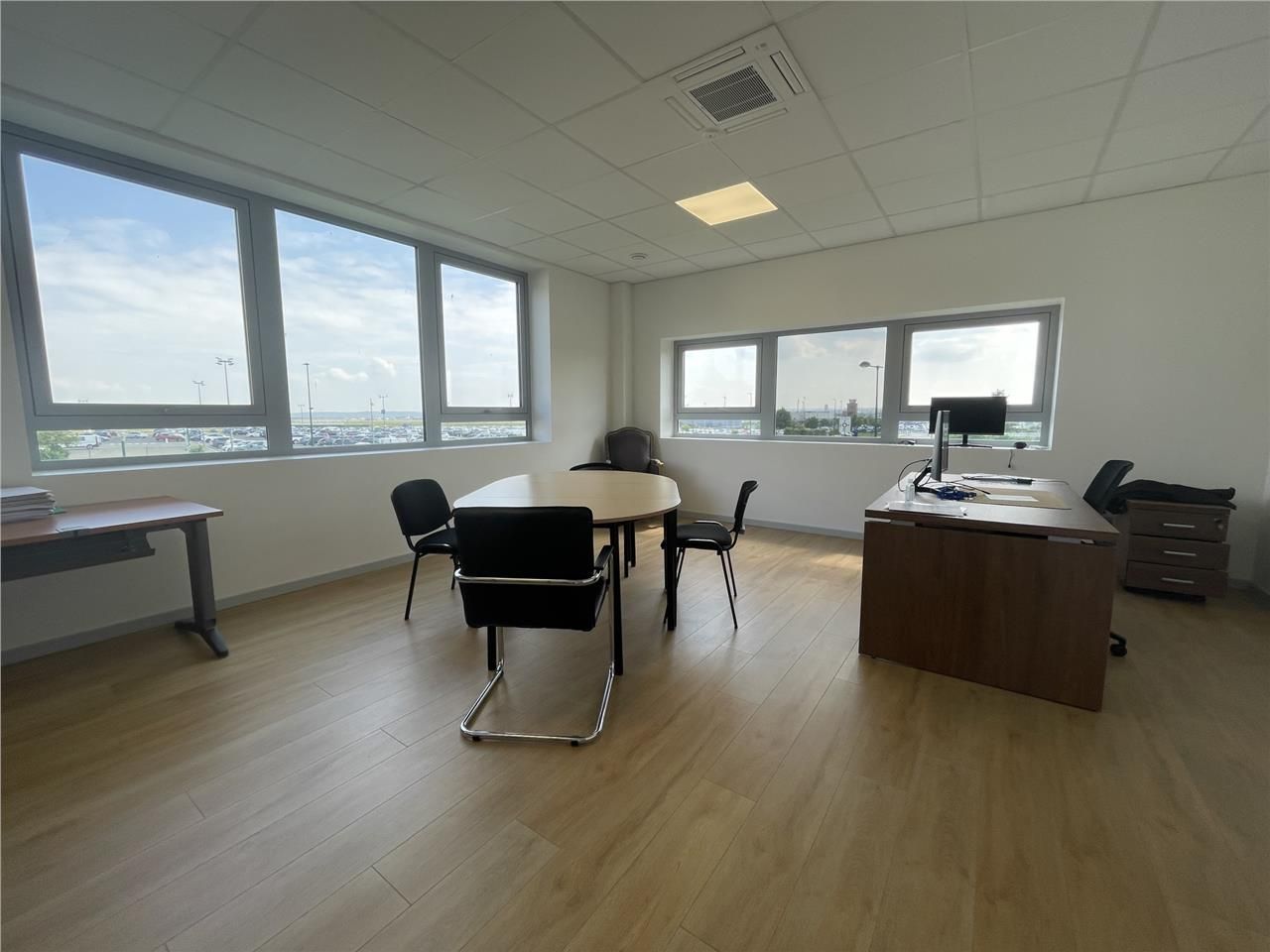 Magnifique plateau de bureaux, entièrement refait