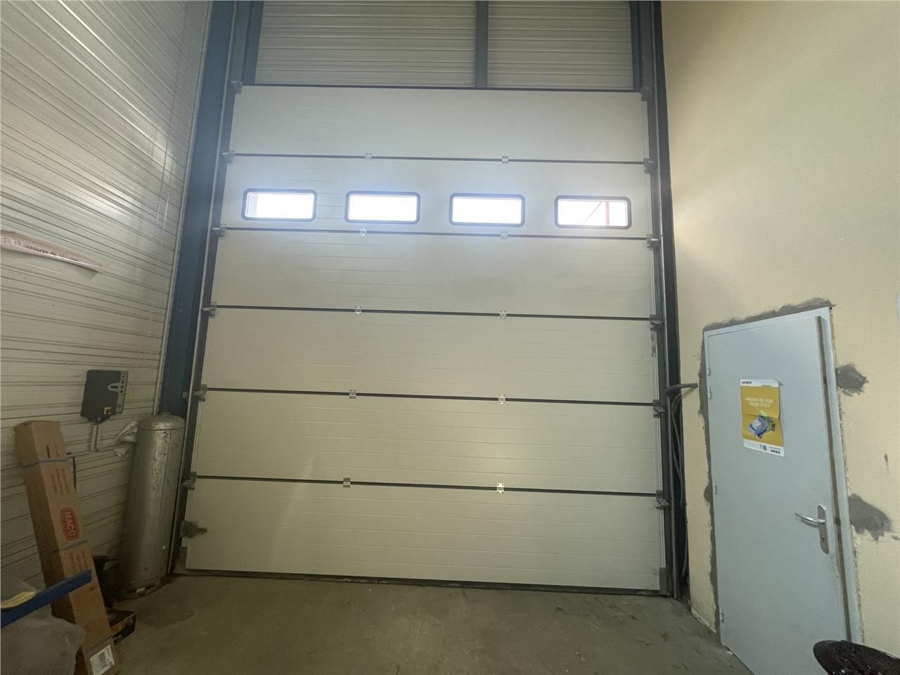 Arthur Loyd vous propose un local d'activité d'en