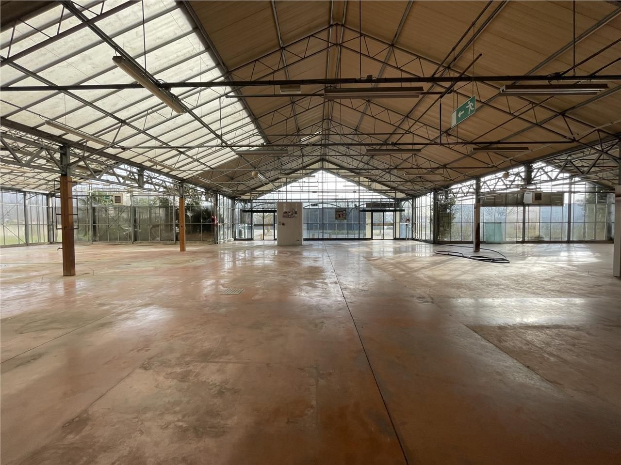 LOCAL COMMERCIAL ZAC PORTES DE L'OISE CHAMBLY - 3