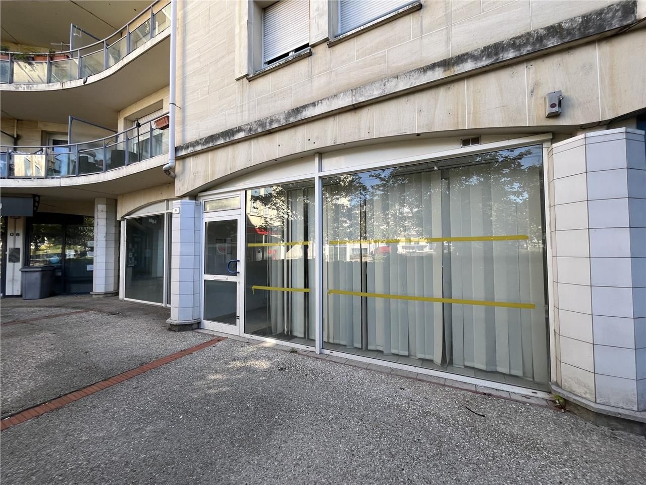 BUREAUX - A LOUER - CENTRE-VILLE DE CREIL  Idéale