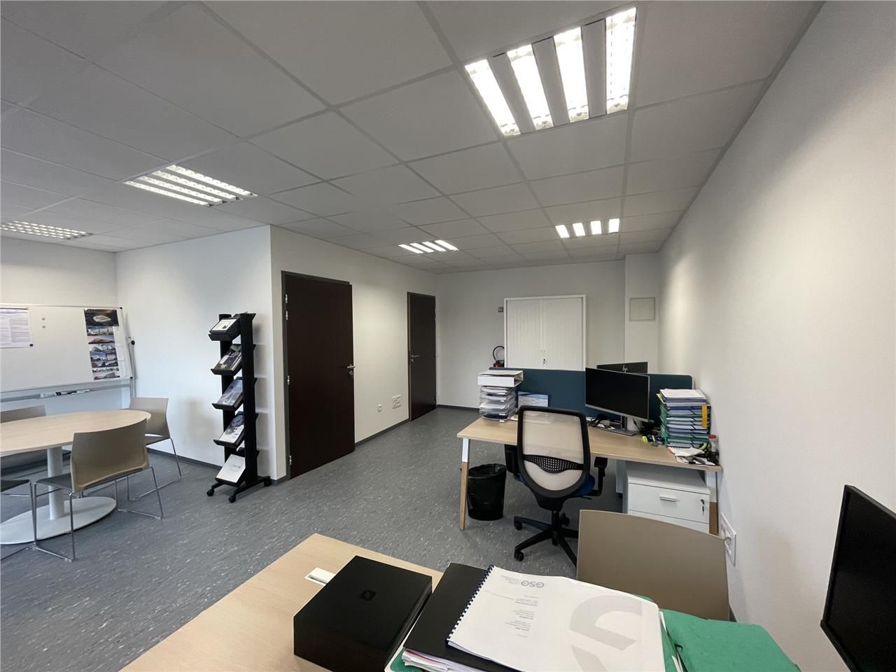 Bureaux d'une surface d'environ 50 m2 disponible 