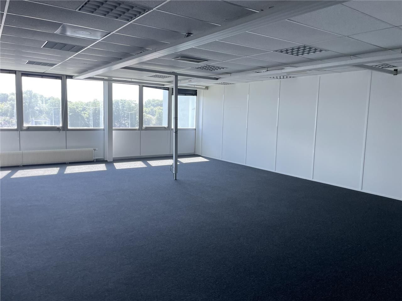 ARTHUR LOYD vous propose à la location des bureau