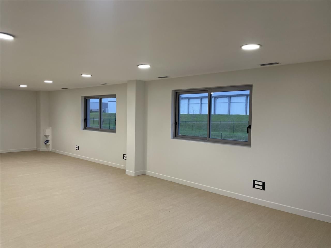 Dans un immeuble neuf, ARTHUR LOYD vous propose u