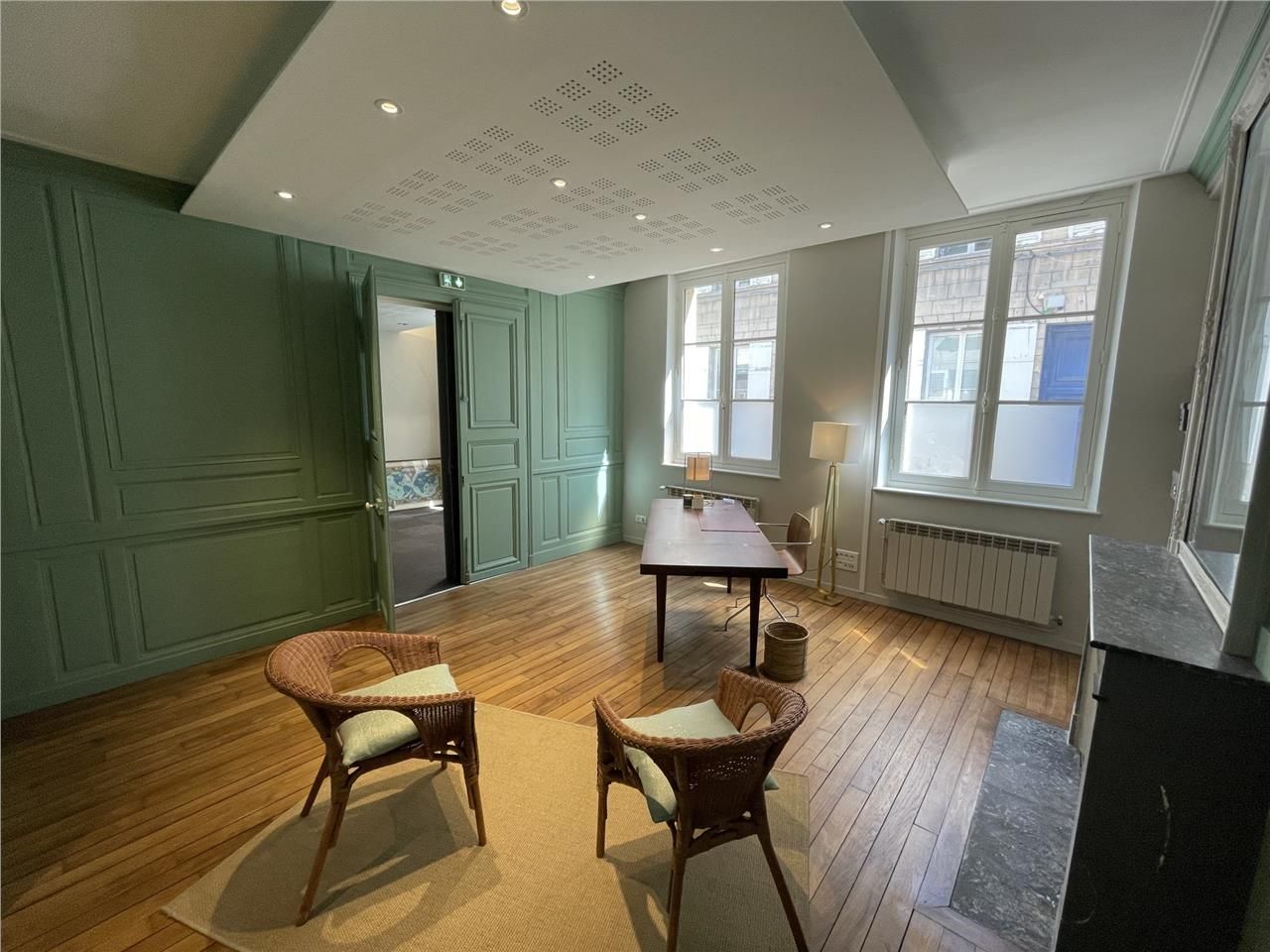 À LOUER - BUREAUX 50 M² - CENTRE-VILLE DE COMPIÈG