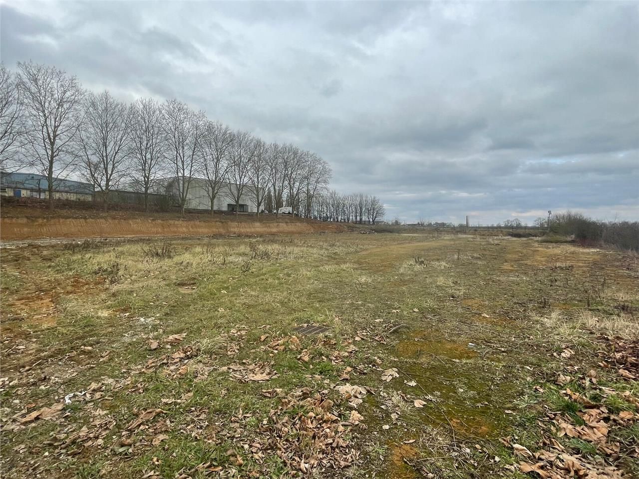 EXCLUSIVITE ARTHUR LOYD A VENDRE FONCIER 4437 M2 