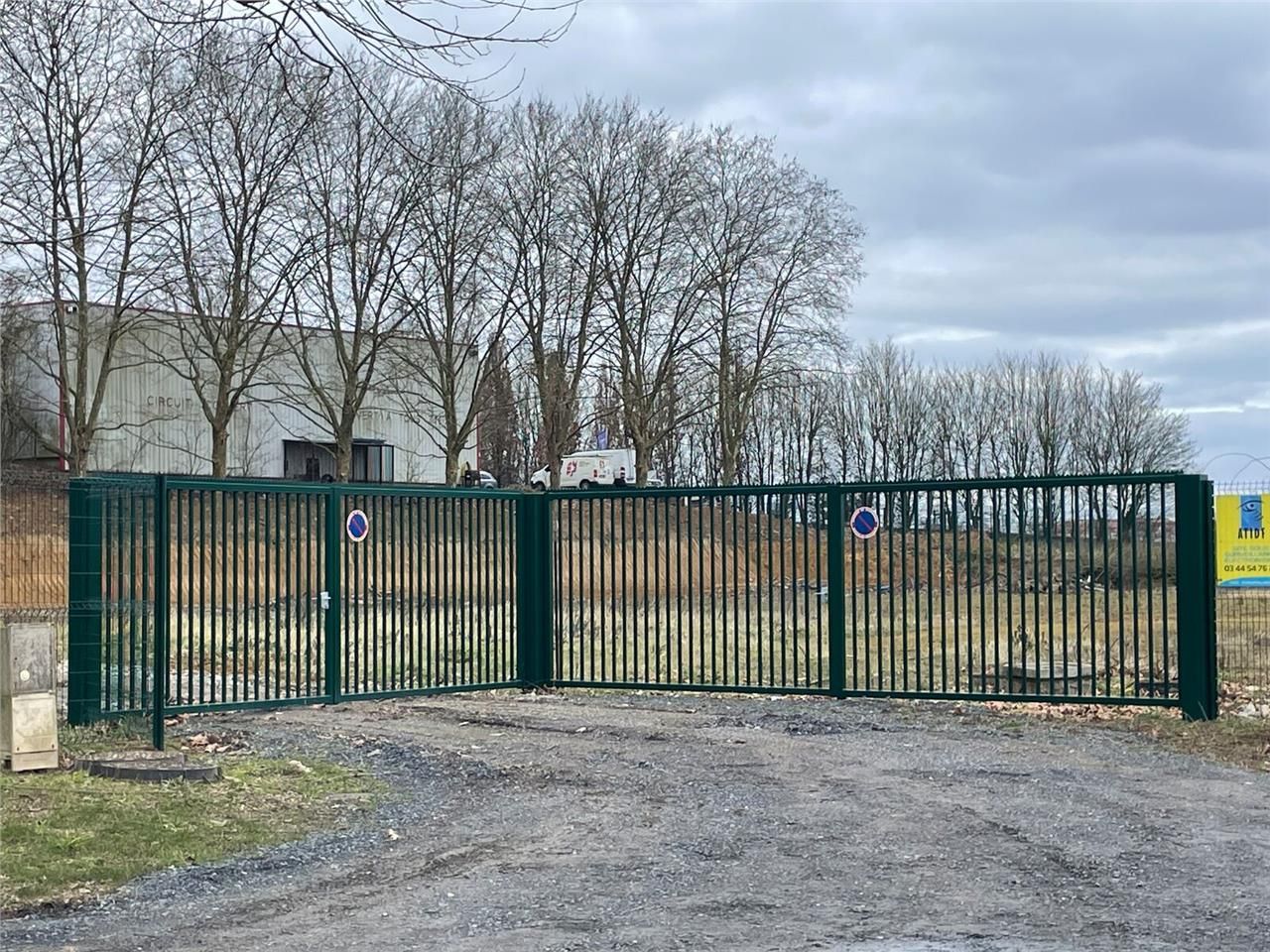 EXCLUSIVITE ARTHUR LOYD A VENDRE FONCIER 4437 M2 