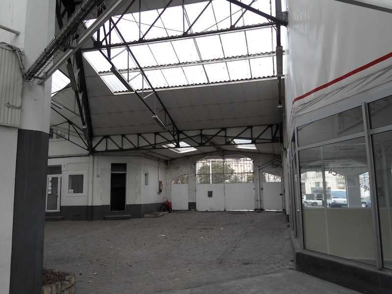 LOCAL D'ACTIVITE - 970 m2 - A LOUER - PROCHE CENT