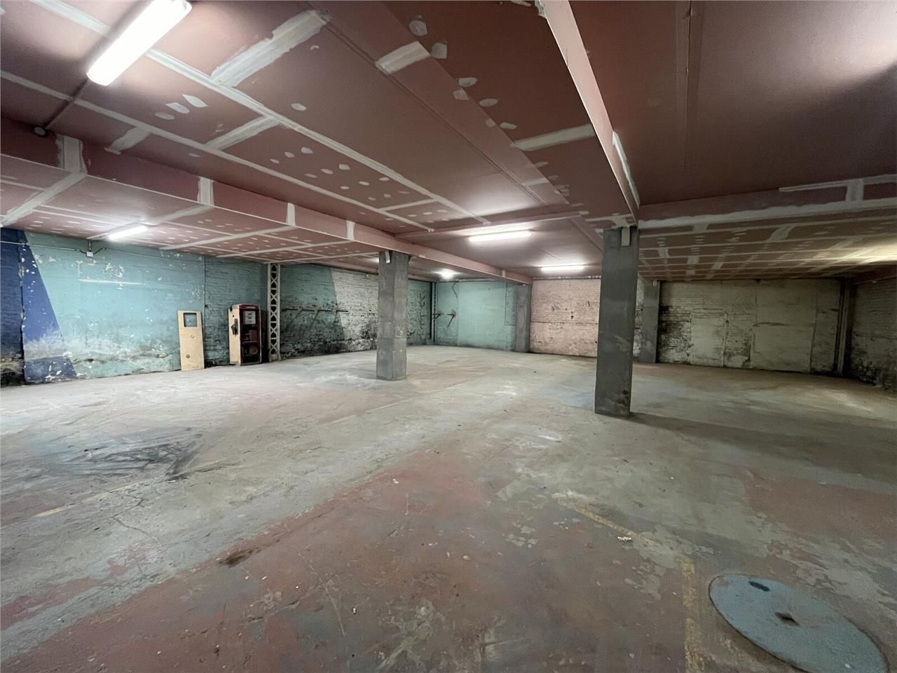 Arthur Loyd vous propose à la location un local d