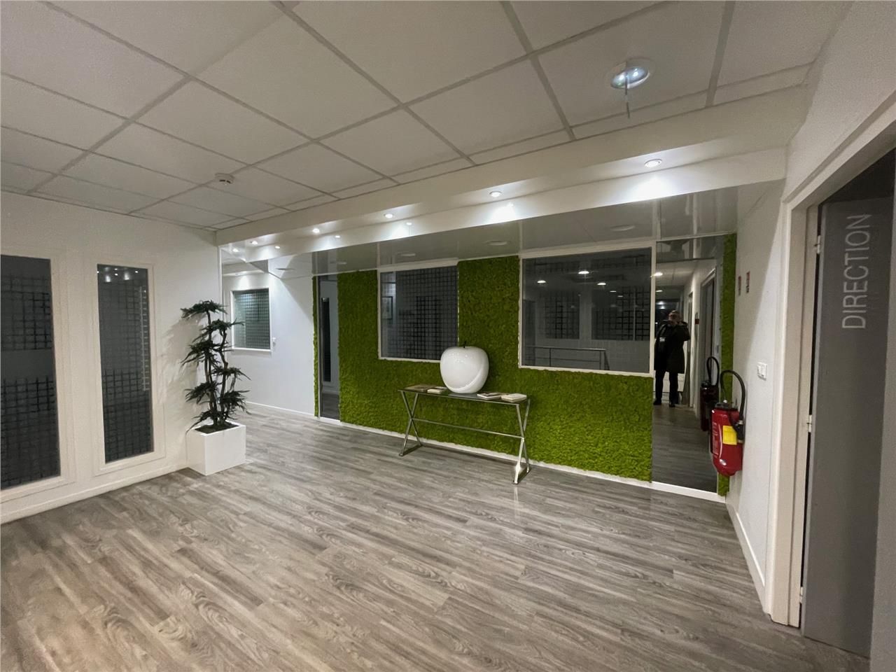 A VENDRE - ENTREPÔTS / LOCAUX D'ACTIVITÉ INDEPEND