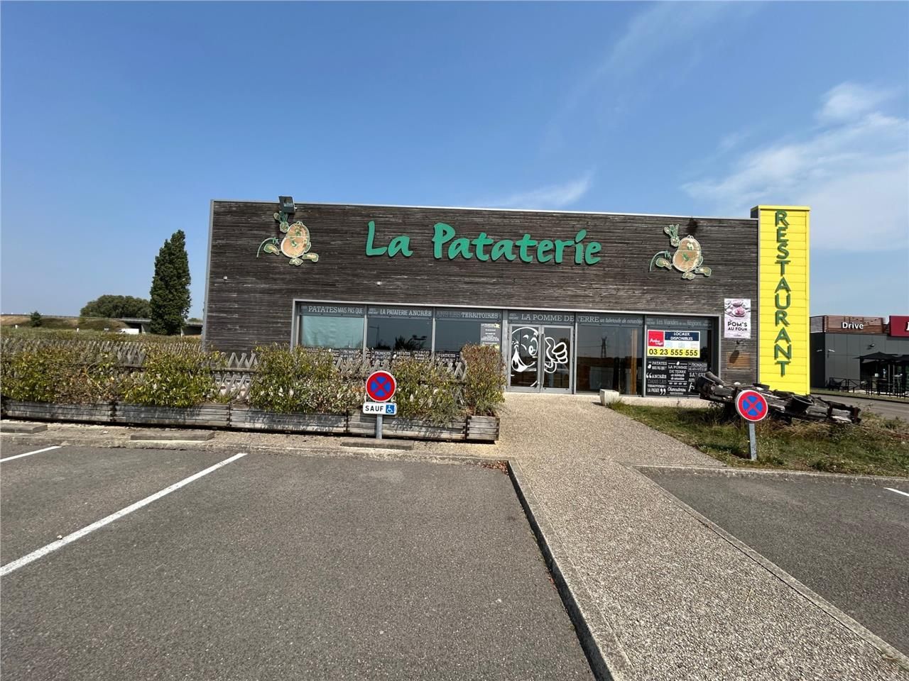 A LOUER - LOCAL COMMERCIAL RESTAURATION - 396 M2 