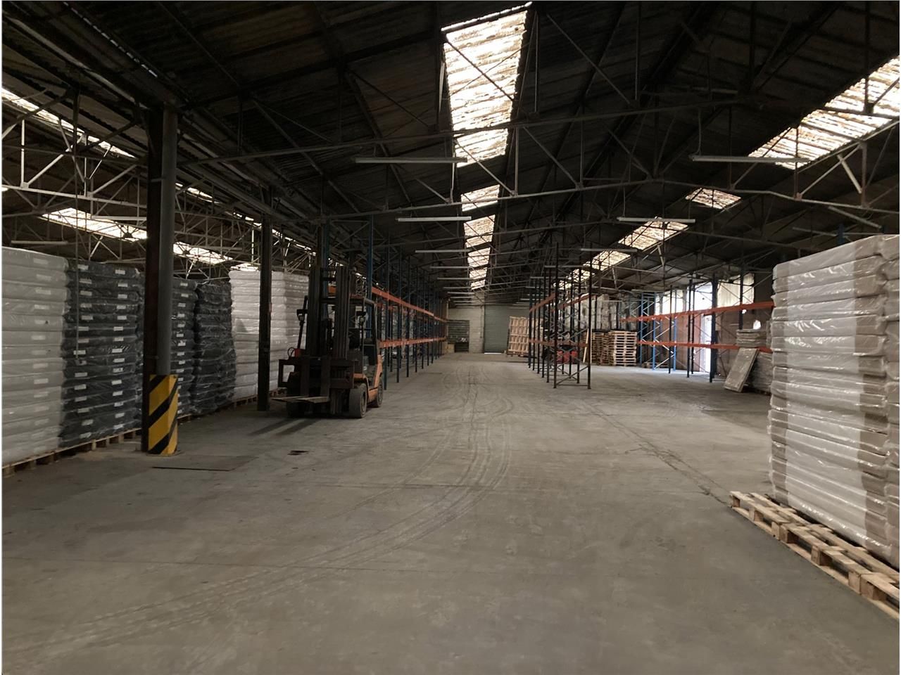 Arthur Loyd vous propose un local d'activité à la