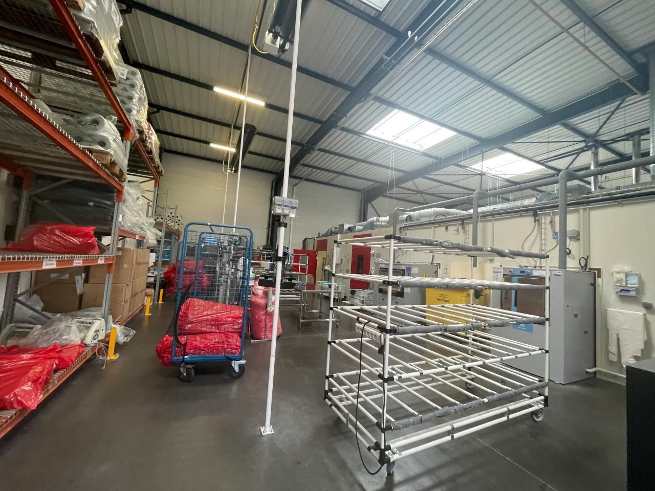 731 m² pour ce activité en vente à Vénissieux