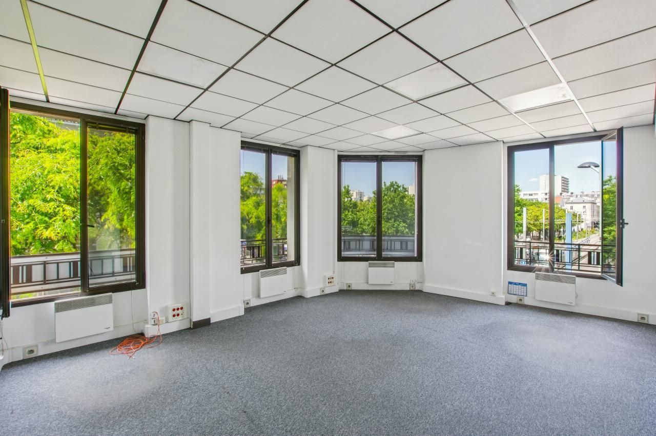 Vente Bureaux 266.2 m² non divisibles 93200 Saint denis
