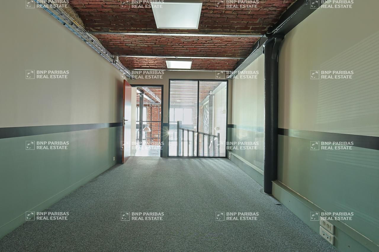 1927 m² pour ce bureaux en vente à Roubaix