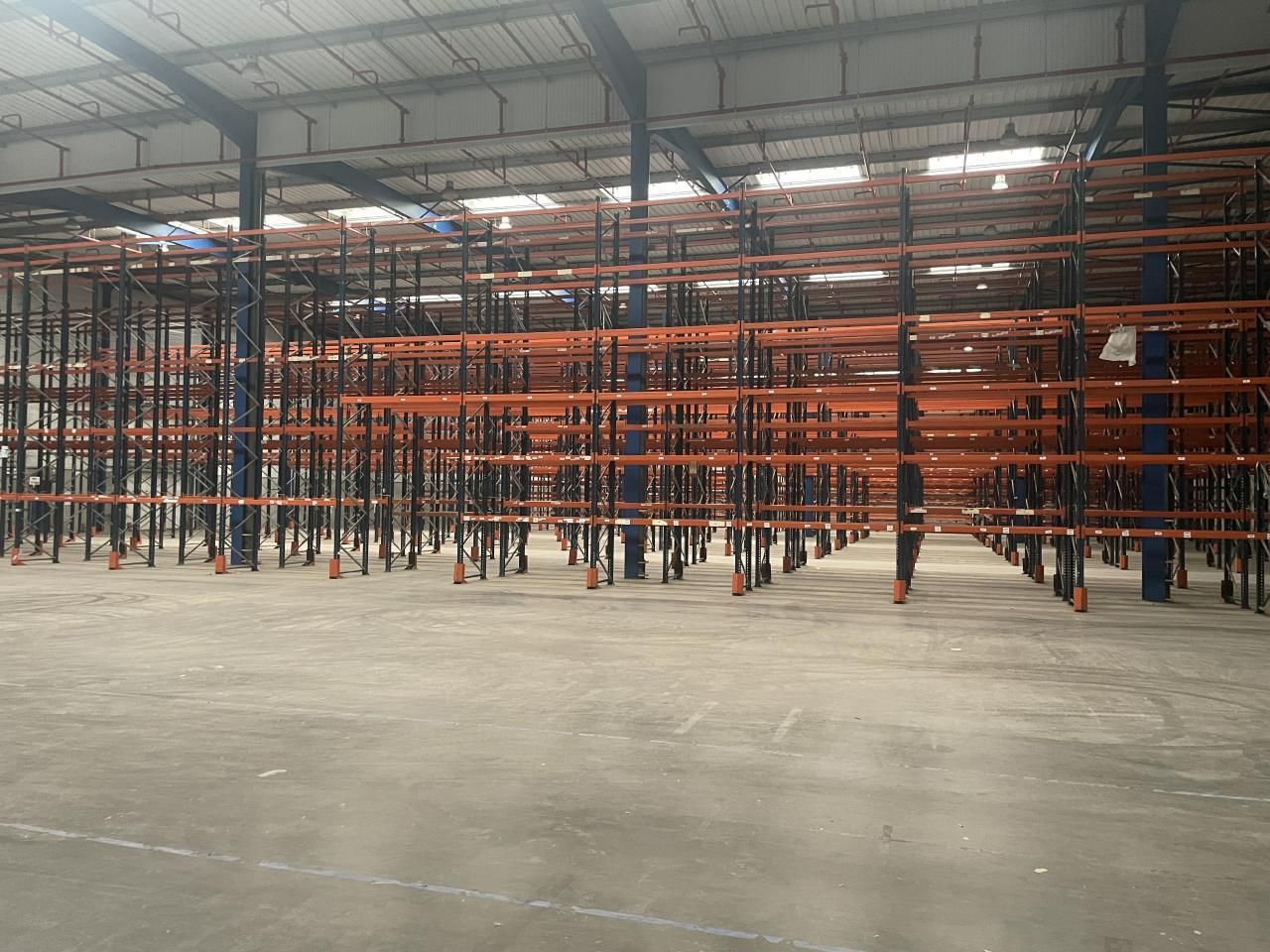 Location Entrepôts classe B 8944 m² non divisibles 62820 Libercourt