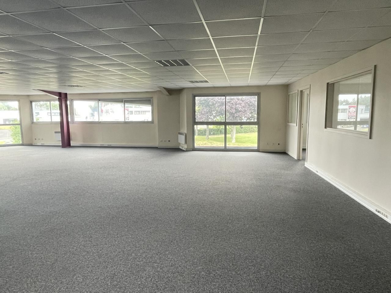 469.5 m² pour ce bureaux en location à Montgermont
