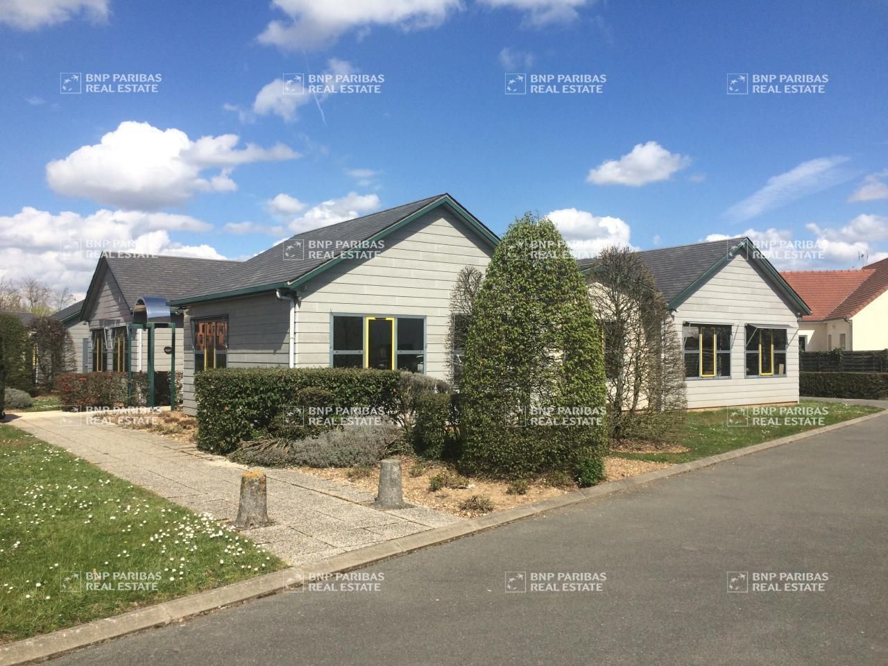 Location Bureaux 281 m² non divisibles 45160 Olivet