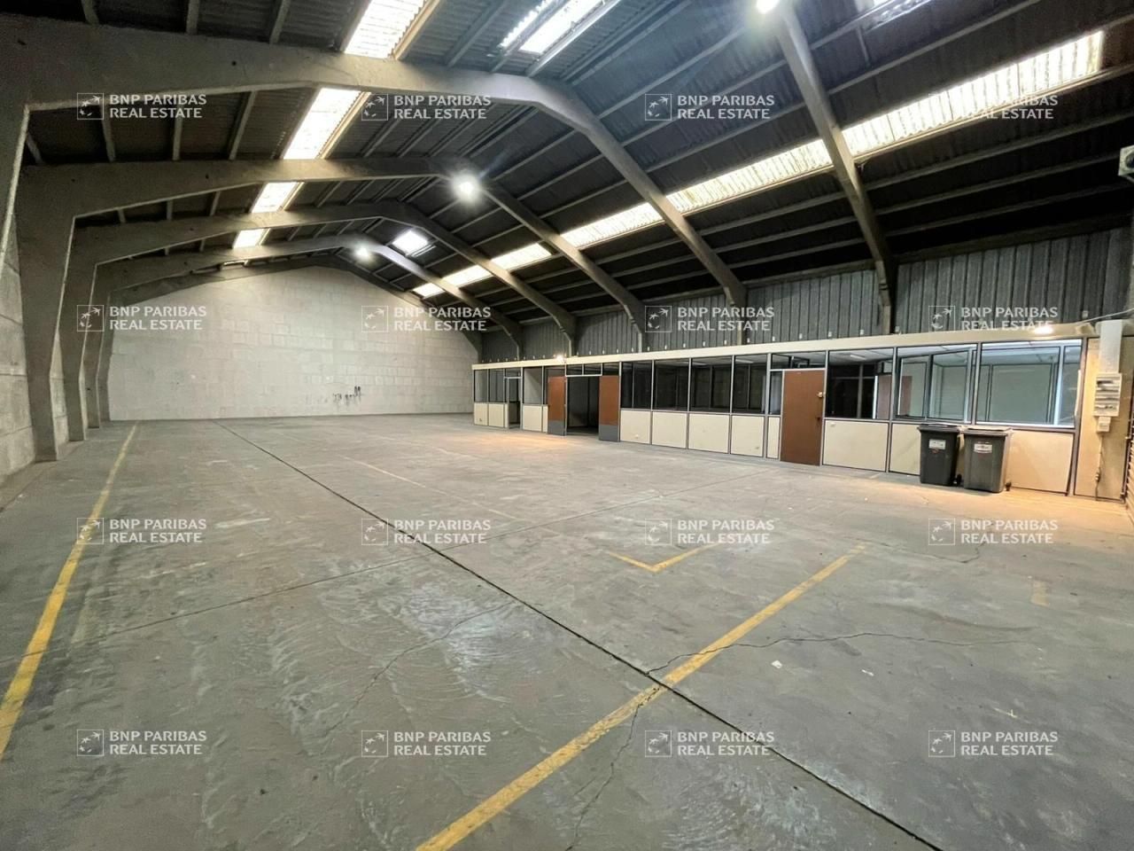Location Activité 600 m² non divisibles 59113 Seclin