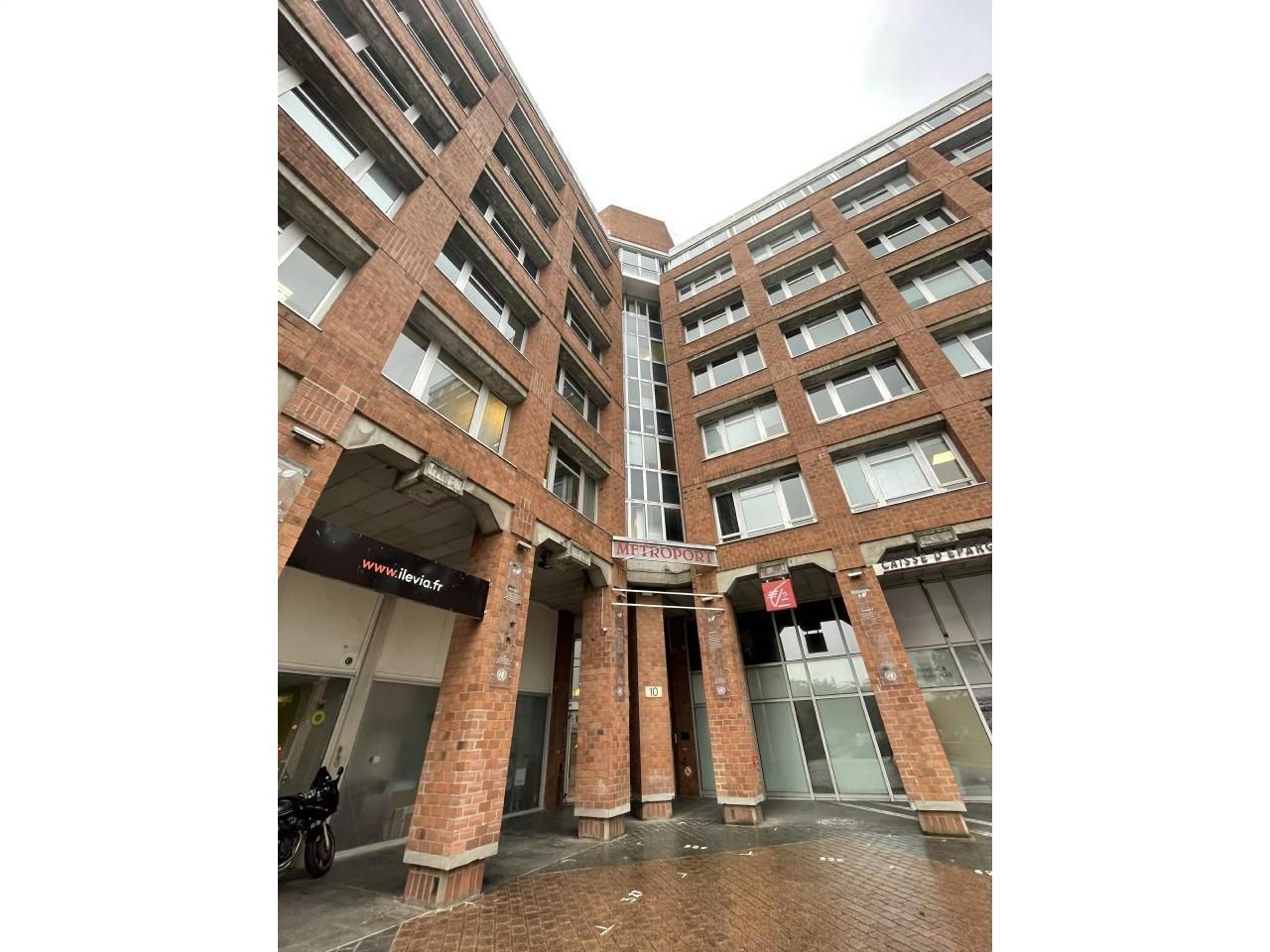 2369 m² pour ce bureaux en location à Villeneuve-d'ascq