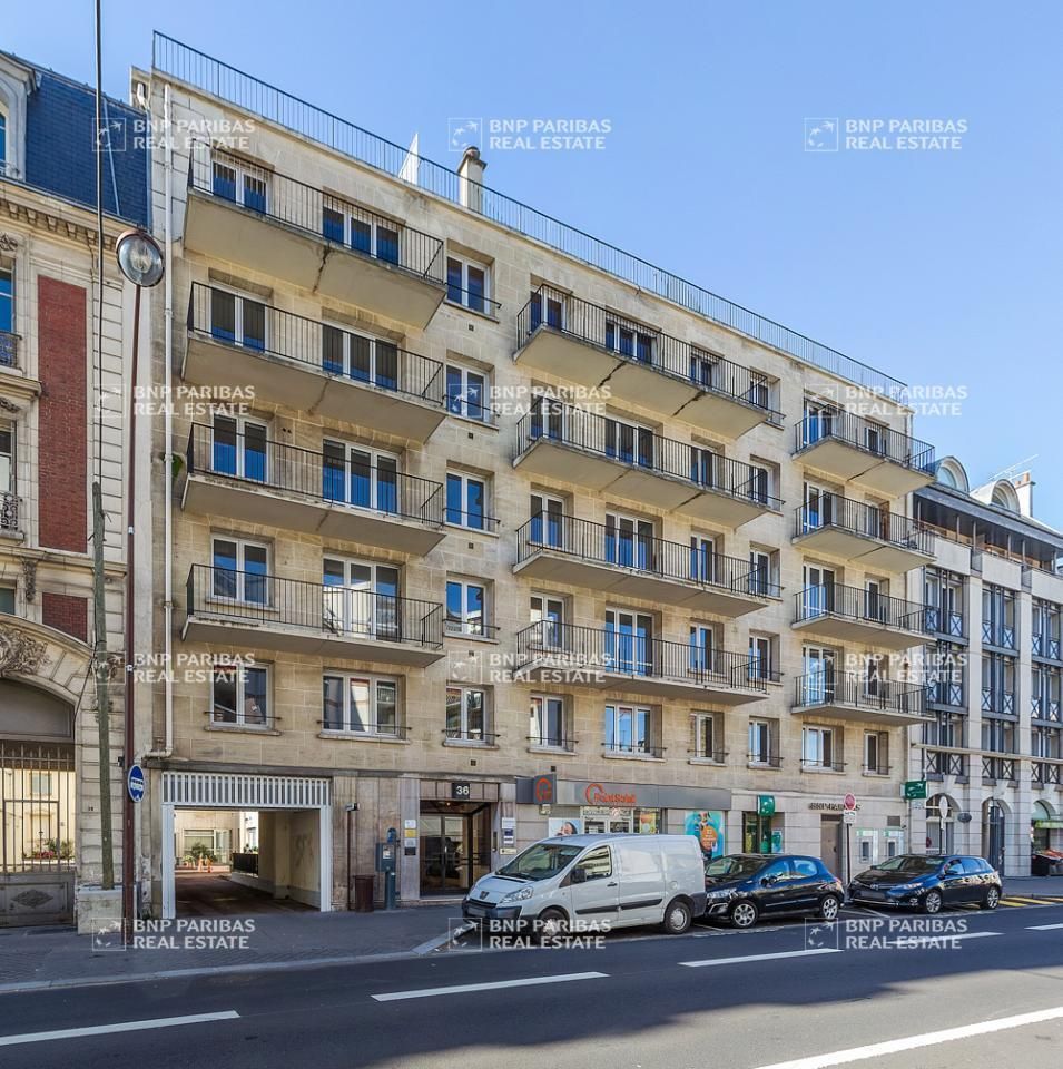 Location Bureaux 308 m² divisibles 78000 Versailles