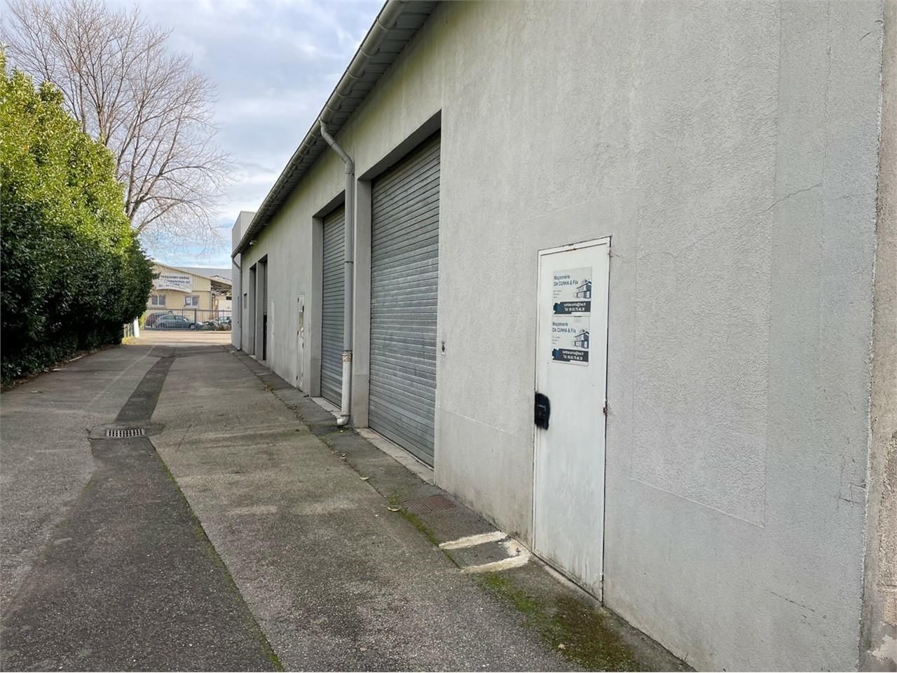 Location Activité 135 m² non divisibles 69360 Saint-symphorien-d'ozon