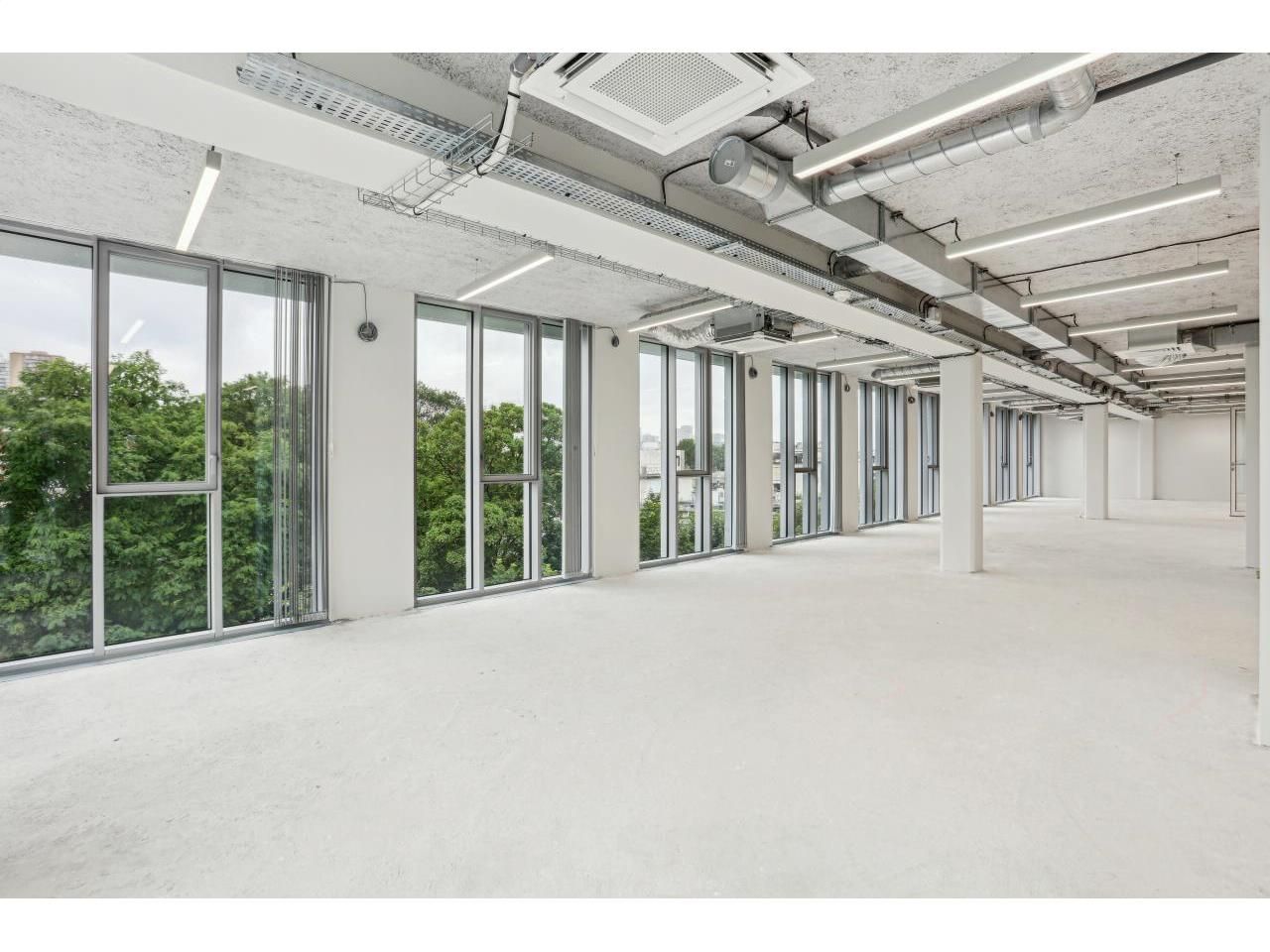 5087.6 m² pour ce bureaux en location à Pantin