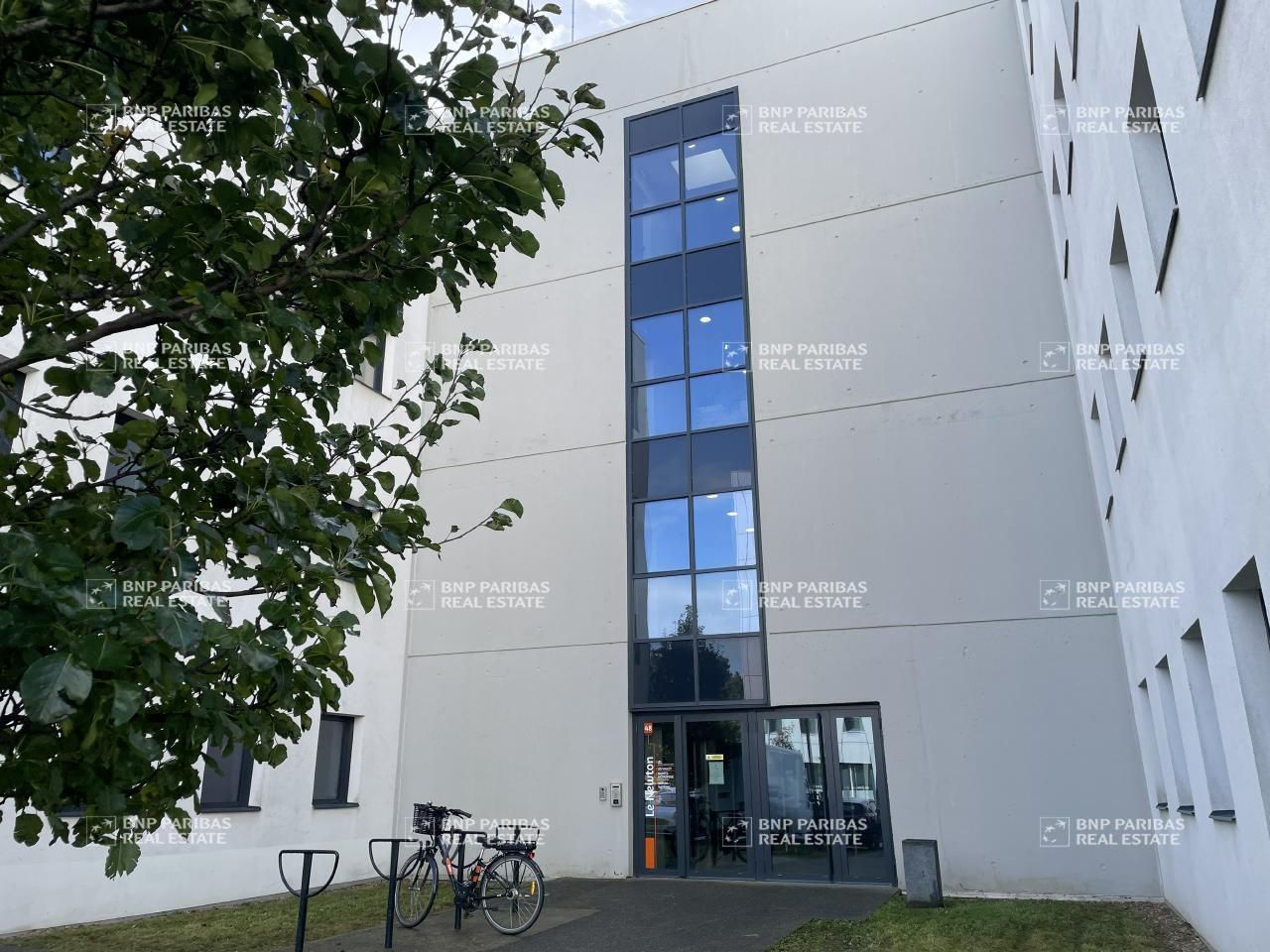 830 m² pour ce bureaux en location à Nantes