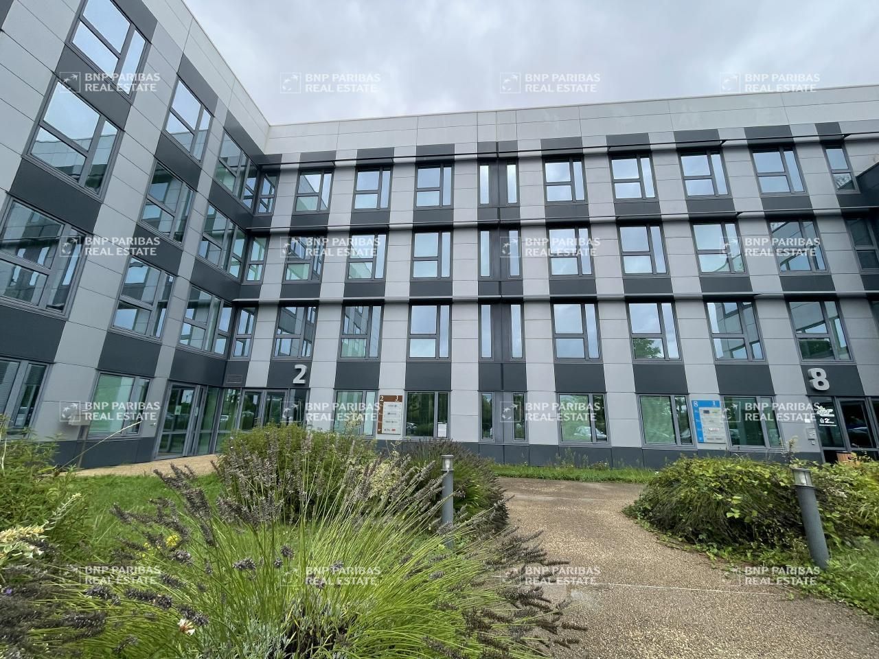 Location Bureaux 100 m² non divisibles 37100 Tours