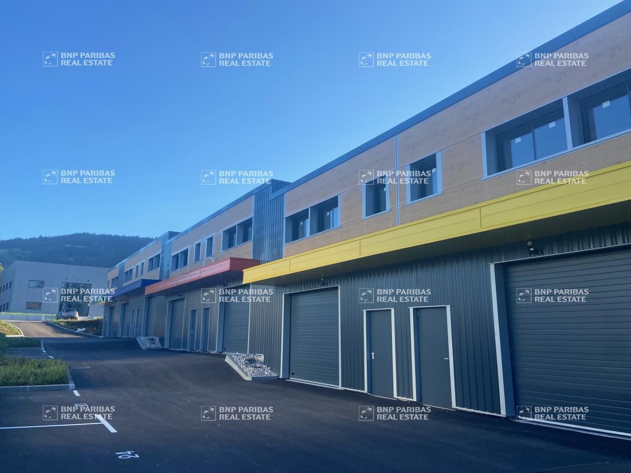 Location Activité 340 m² divisibles 73470 Nances