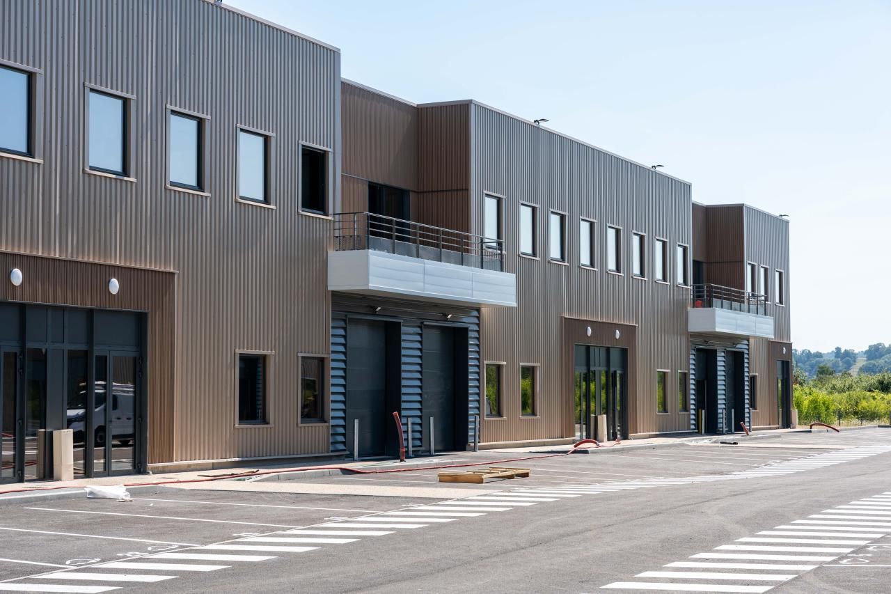 4040 m² pour ce activité en vente à Oissel