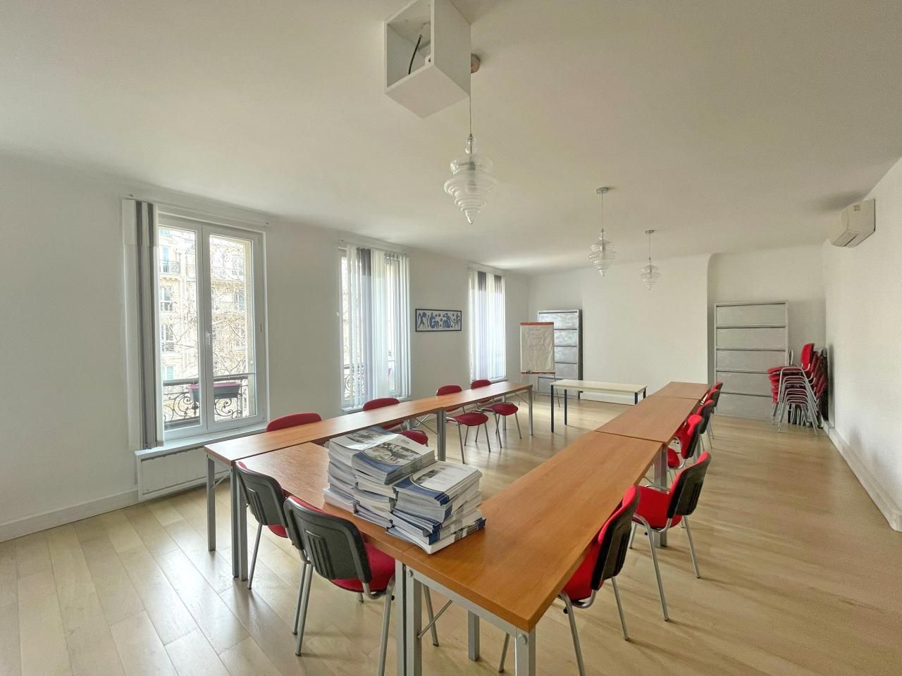 176 m² pour ce bureaux en vente à Paris