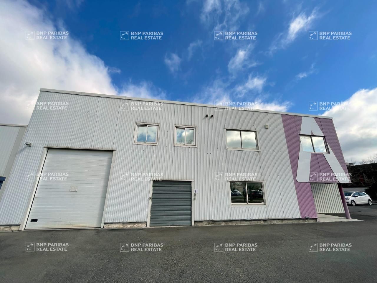 940 m² pour ce activité en vente à Blagnac