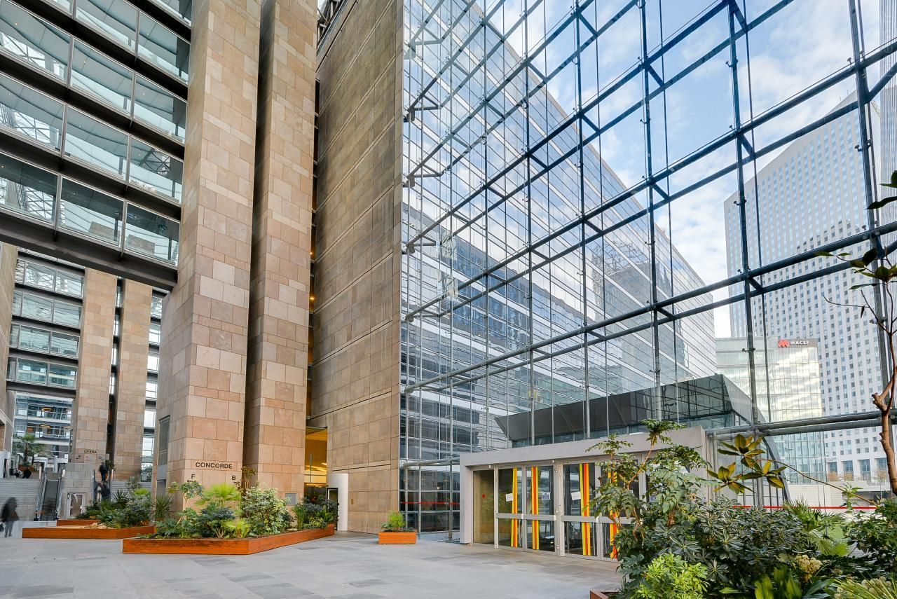 Location Bureaux 7958.7 m² divisibles 92800 Puteaux